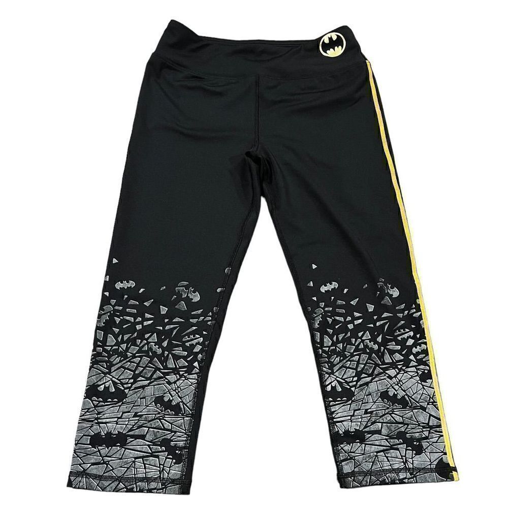 Her Universe DC Comics Batman Capri Workout Yoga Leggings Junior’s Large